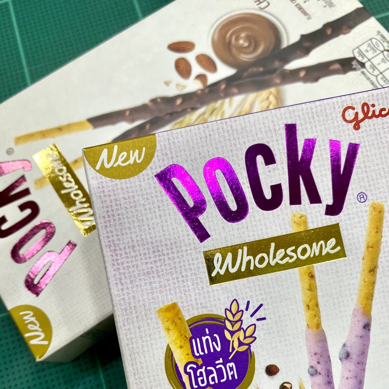 Metallic foil on Pocky Wholesome packaging